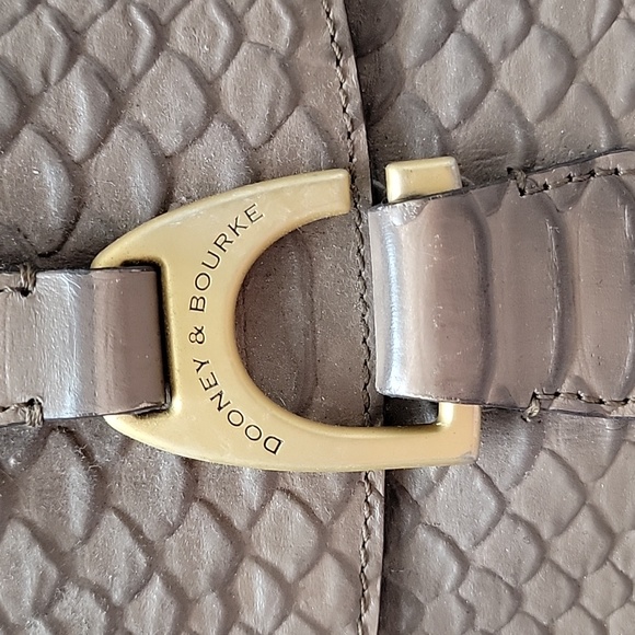 Dooney and bourke Naomi Satchel snake skin (Cow leather)